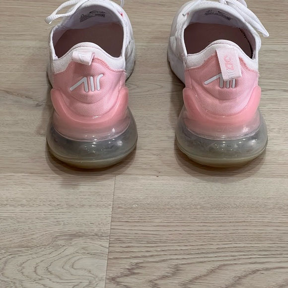 Nike Air Max 270 White and Pink Shoes - Picture 9 of 10